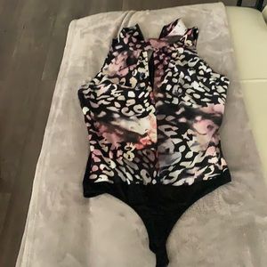 Multicolored body suit